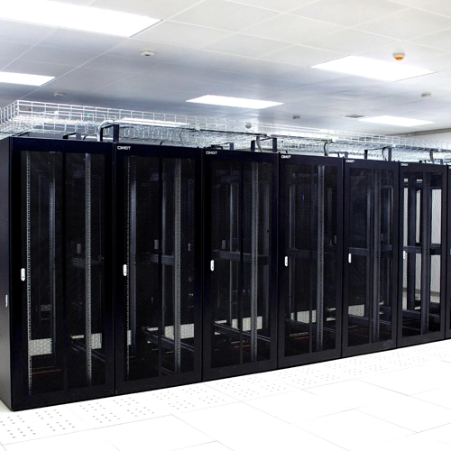 Steigern Sie die Konnektivität kleiner Unternehmen mit Desktop-Switch-Lösungen