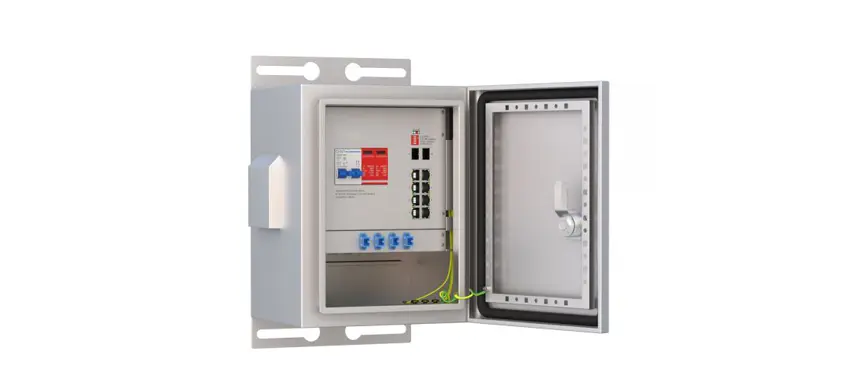 IP55 Outdoor Box, mit 2x1000 Base-X, 8x0/100/1000 Base-T PoE-Schalter